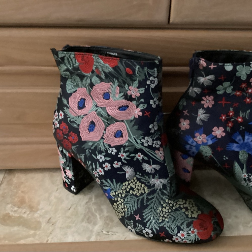 Metaphor SatinFloral Ankle Boots Size 10